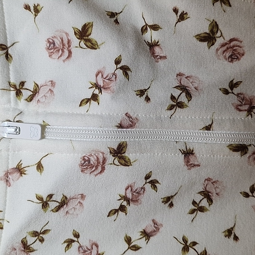 Aritzia Sunday Best Maverick Bustier Top White Floral Size Meduim - Picture 10 of 16